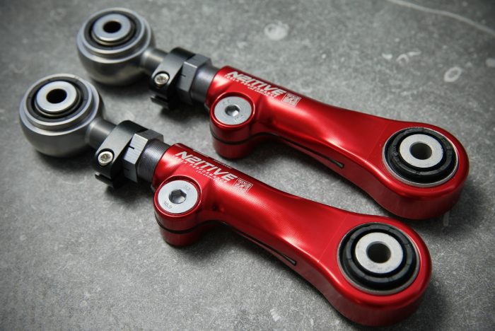 N2ITIVE PRE-2020 Series TSX-2 Rear Adjustable Toe Arms are designed to eliminate uneven rear tire wear on 2012-2020 Tesla Model S and Tesla Model X vehicles. They are made of heat treated aluminum and have 5x greater range of the factory toe arms. These toe arms will extend the life of your tires, saving you from rear inner tire wear, and allow you to have your Tesla suspension in perfect alignment.